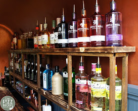 Tʜᴇ Fɪᴢᴢ Bᴜᴄᴋᴇᴛ