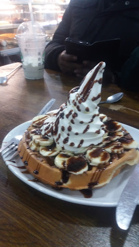 Cakes & Shakes - Ilford