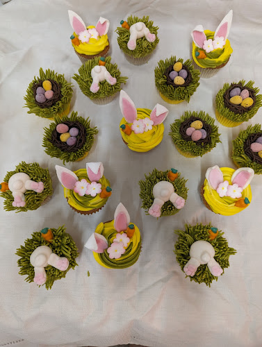 Cake & Sprinkles Cakeaway & Cake School, Cake Makers Accessories.