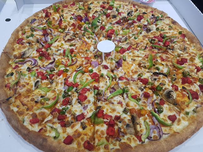 Opinii despre Dream's Pizza and Chicken în Uxbridge - Hospitality and gastronomy