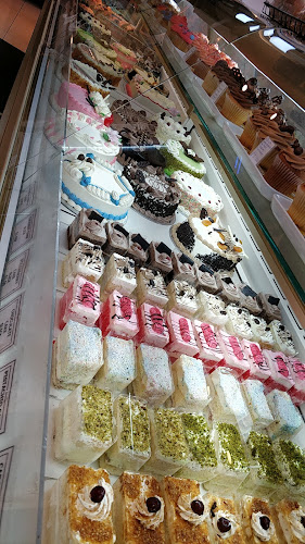 Opinii despre Cakes & Bakes în London - Hospitality and gastronomy