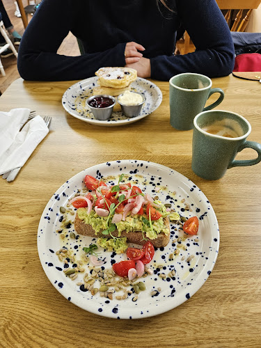 Daisy & Bean Bakeshop - Bath