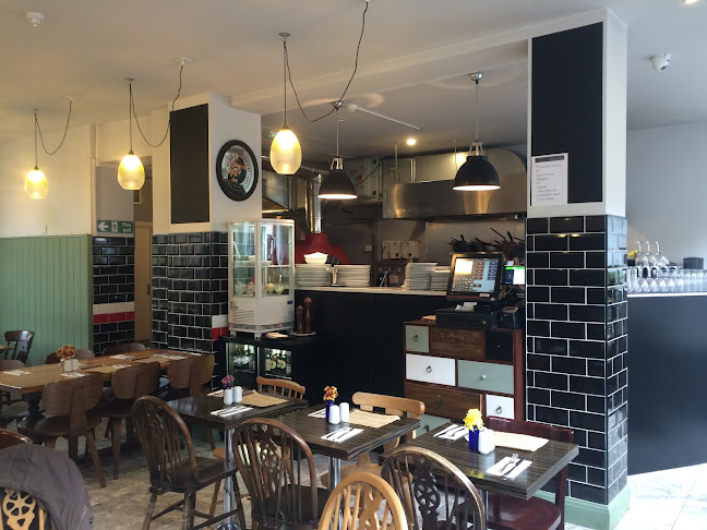 Opinii despre Nenno Pizza în London - Hospitality and gastronomy