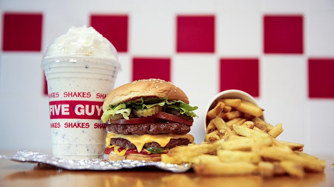 Five Guys Cheshire Oaks - Ellesmere Port