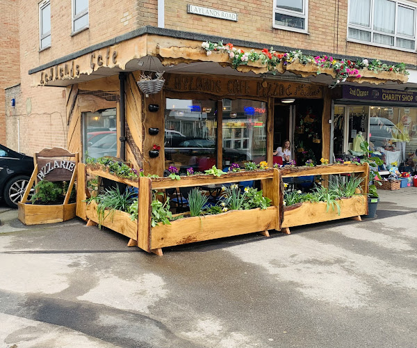 Laylands Cafe & Pizzeria - Brighton