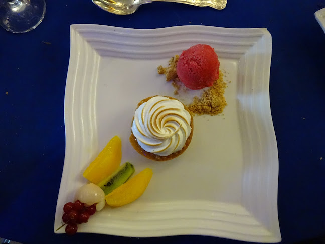 9-10 Princes Parade, Golders Green Rd, London NW11 9PS, United Kingdom