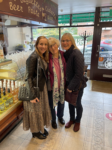 Comentarii opinii despre Cappuccino Bar