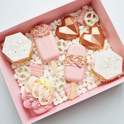 CAKE by Hannah Jones - Hospitality and gastronomy