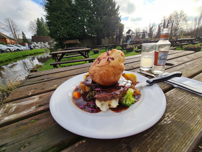 Opinii despre The Compasses Inn în Guildford - Hospitality and gastronomy