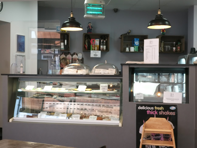 41 High St, Stourport-on-Severn DY13 8BS, United Kingdom