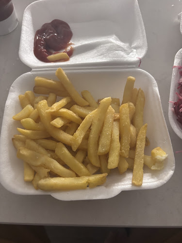 Shawfield Rd, Ash, Aldershot GU12 5DJ