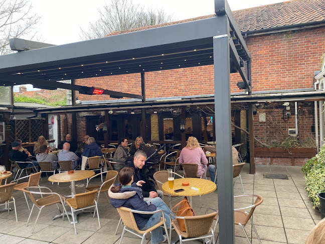 Comentarii opinii despre The Whalebone