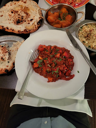 Village Indiya Restaurant - Hospitality and gastronomy