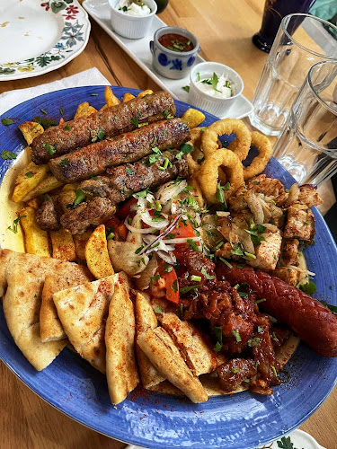 Papa George - Hospitality and gastronomy