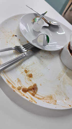 Well Lane Cafe Ltd - Hospitality and gastronomy