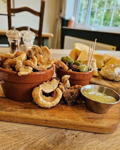 Exelby Green Dragon - Hospitality and gastronomy