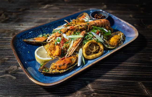 Lit Shisha Bar & Restaurant - London