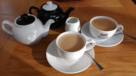 Unique Cottage Studios and Cafe