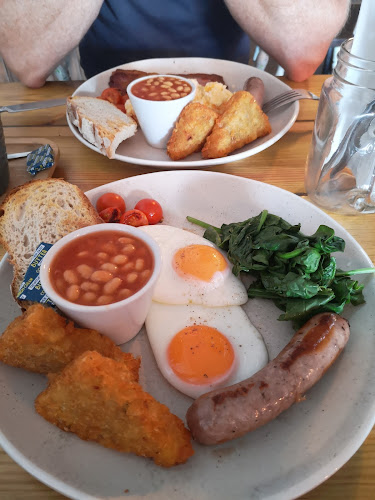 58 East St, Newquay TR7 1BE, United Kingdom