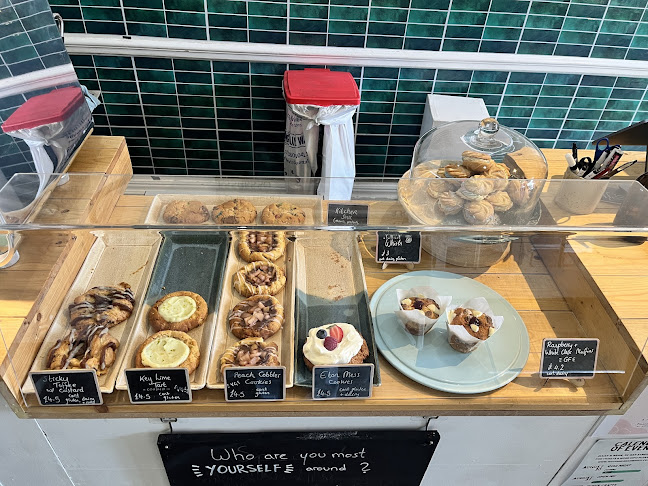 Comentarii opinii despre Daisy & Bean Bakeshop