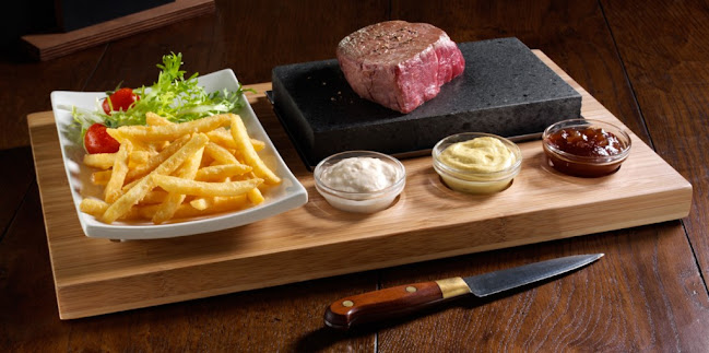 Opinii despre Horse Shoe Inn în Stockport - Hospitality and gastronomy