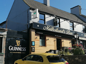Mulhollands Bar & Off licence