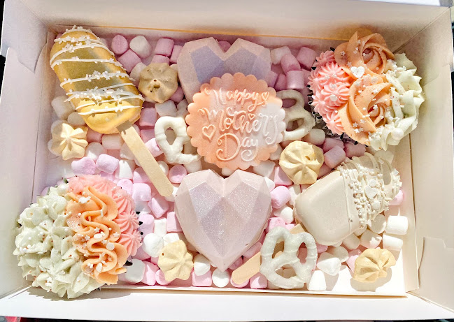 Blondies Bakes - Hospitality and gastronomy