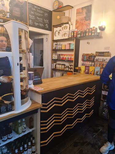 Opinii despre Idle Hands Shop & Bakery în Kilmarnock - Hospitality and gastronomy