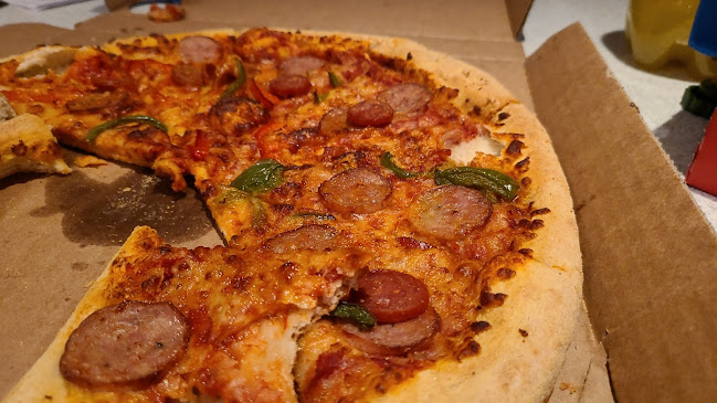 Domino's Pizza - Glossop - Hospitality and gastronomy