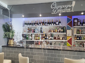 La Calabasse African Restaurant & Pub