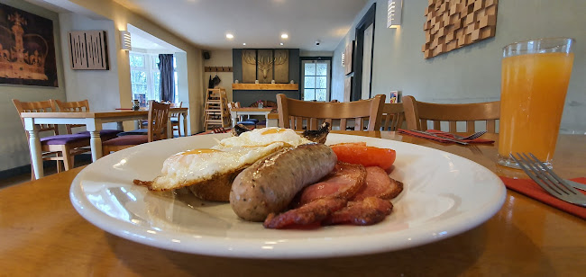 Opinii despre The Crown în High Wycombe - Hospitality and gastronomy