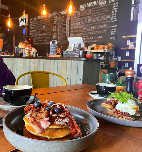 Ash Grove, Carmarthen SA31 3PY, United Kingdom