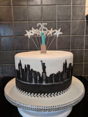 Opinii despre Paula's cakes for all occasions în Preston - Hospitality and gastronomy