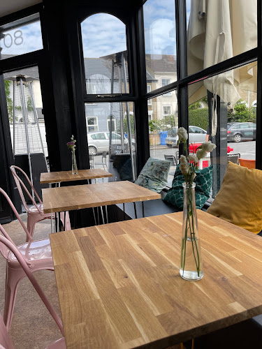 Connaught Kitchen - Hospitality and gastronomy