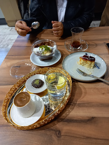 Bi Tatli Bi Tuzlu Patisserie - London