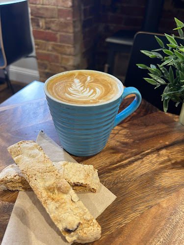 80 High St, Horsell, Woking GU21 4SZ, United Kingdom