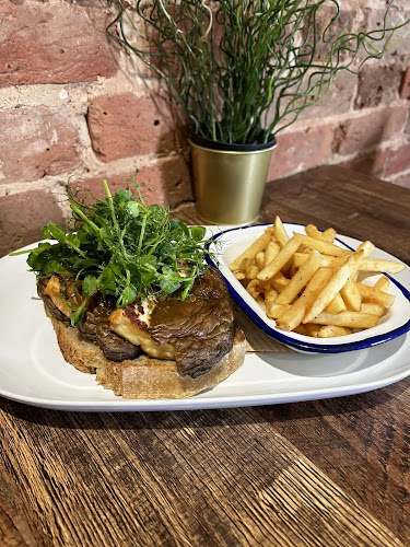 80 High St, Horsell, Woking GU21 4SZ, United Kingdom