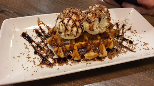 Comentarii opinii despre Kastriot's Mediterranean Bar & Grill