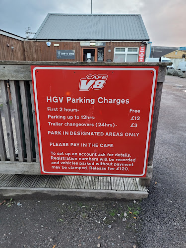 Comentarii opinii despre Cafe V8