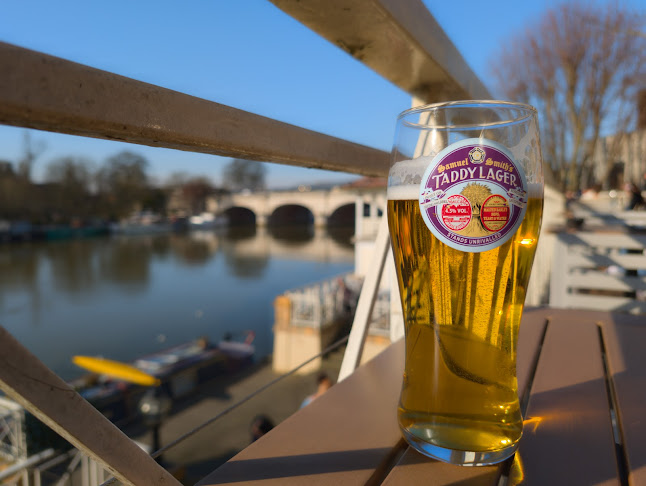 Opinii despre The Gazebo Pub and Riverside Dining în Kingston upon Thames - Hospitality and gastronomy