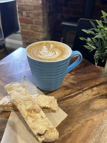 80 High St, Horsell, Woking GU21 4SZ, United Kingdom