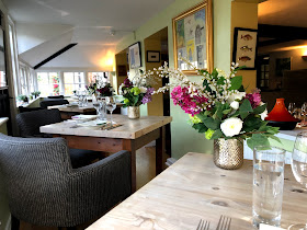 The Crown Burchetts Green