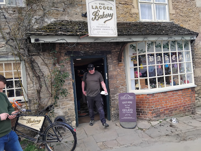 8A Church St, Lacock, Chippenham SN15 2LB