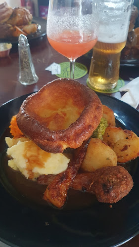 9-11 Market St, Stalybridge SK15 2AL