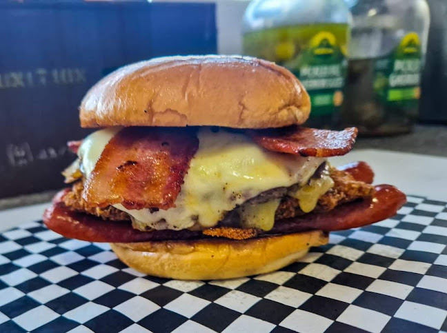 London Road A15 Layby between Yaxley and, Norman Cross, Peterborough PE7 3TB, United Kingdom