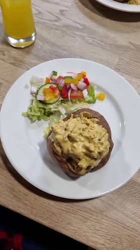 Cafe V8 - Hospitality and gastronomy