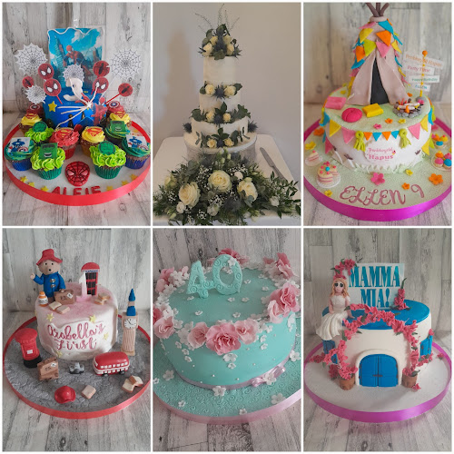 Couture Cakes & Confections Mold - Hospitality and gastronomy