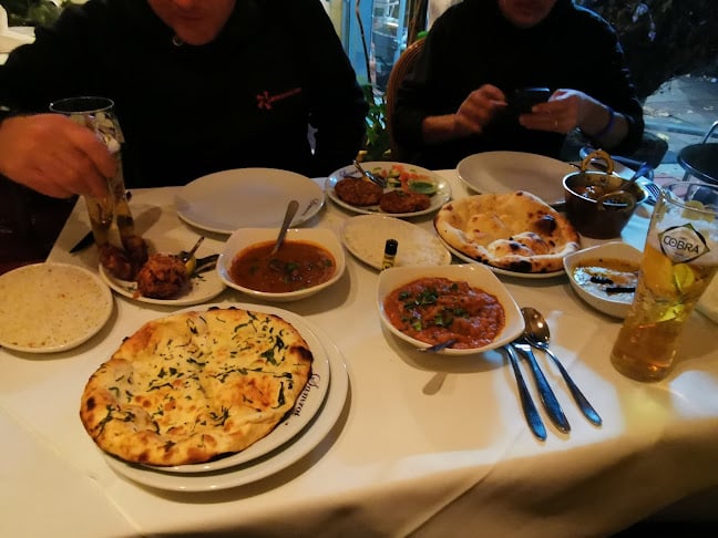 samrattandoori.co.uk