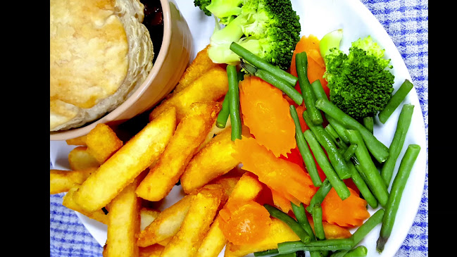 THE ROYAL SOVEREIGN PUB, 6 Middle St, Shoreham-by-Sea BN43 5DP, United Kingdom