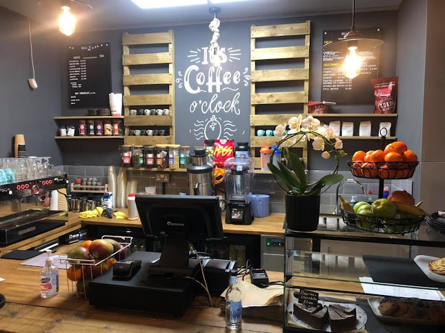 Cafe Belle Vie - Harlow